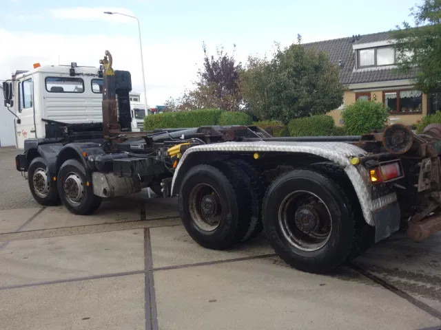 MAN 35-364 chassis cabine manual diesel pomp 6 cil 8x4 - Chassis vrachtwagen: afbeelding 2 MAN 35-364 chassis cabine manual diesel pomp 6 cil 8x4 - Chassis vrachtwagen: afbeelding 2