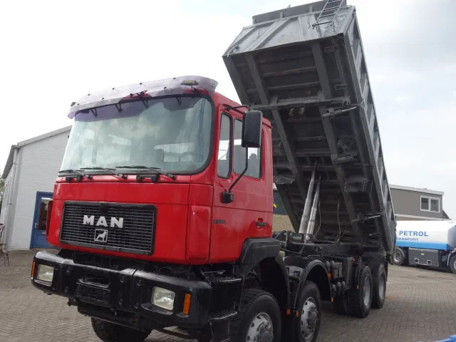 MAN 35-403 meiller kipper 8x6 - Kipper vrachtwagen: afbeelding 2 MAN 35-403 meiller kipper 8x6 - Kipper vrachtwagen: afbeelding 2
