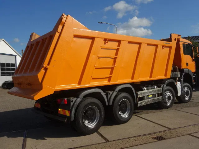 MAN TGA 41-440 8X6 MANUAL GEARBOX 22M3 MEILLER TIPPER - Kipper vrachtwagen: afbeelding 2 MAN TGA 41-440 8X6 MANUAL GEARBOX 22M3 MEILLER TIPPER - Kipper vrachtwagen: afbeelding 2