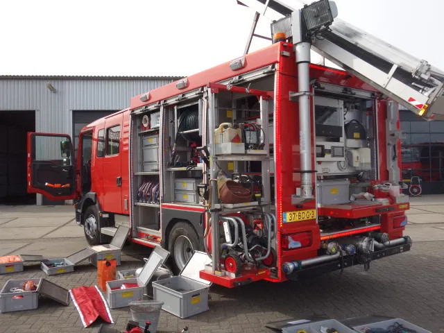 MAN TGM 15-250 FOAM TANK WATERTANK JOHNSTAD PUMP,AIRCO - Brandweerwagen: afbeelding 4 MAN TGM 15-250 FOAM TANK WATERTANK JOHNSTAD PUMP,AIRCO - Brandweerwagen: afbeelding 4