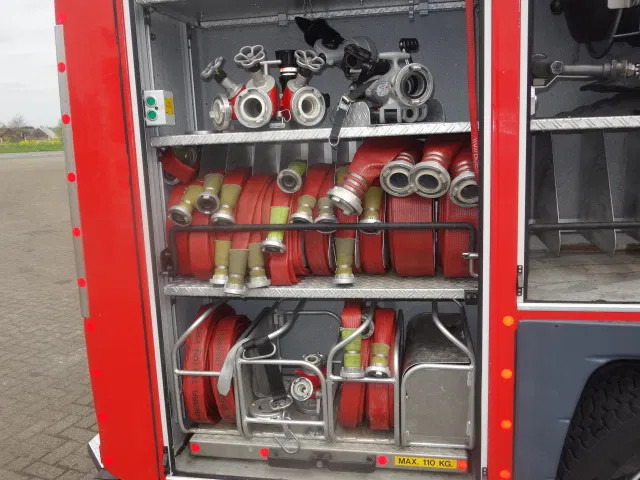 MAN TGM 15.290 15-280 BOMBEROS FIRE TRUCK, 3000 LITER PER MIN - Brandweerwagen: afbeelding 2 MAN TGM 15.290 15-280 BOMBEROS FIRE TRUCK, 3000 LITER PER MIN - Brandweerwagen: afbeelding 2