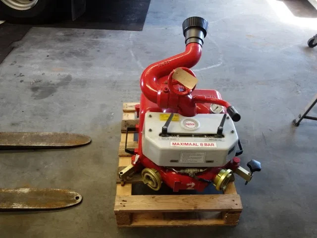 Mercedes-Benz 1325 MOBIL WATER CANON - Brandweerwagen: afbeelding 1 Mercedes-Benz 1325 MOBIL WATER CANON - Brandweerwagen: afbeelding 1