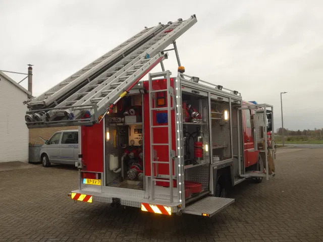 Mercedes-Benz 1325 godiva pump bomberos - Brandweerwagen: afbeelding 4 Mercedes-Benz 1325 godiva pump bomberos - Brandweerwagen: afbeelding 4