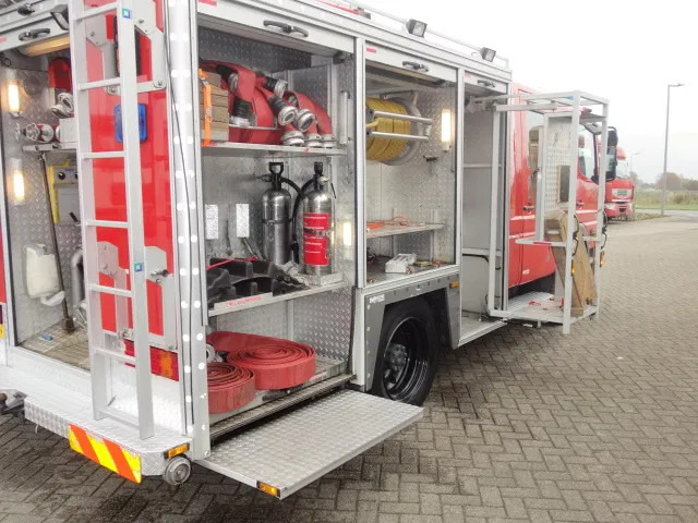Mercedes-Benz 1325 godiva pump bomberos - Brandweerwagen: afbeelding 2 Mercedes-Benz 1325 godiva pump bomberos - Brandweerwagen: afbeelding 2
