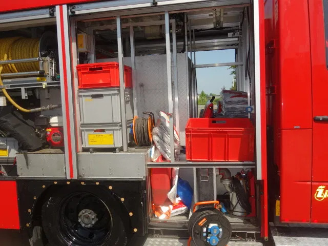 Mercedes-Benz Atego 1326 ziegler pump - Brandweerwagen: afbeelding 2 Mercedes-Benz Atego 1326 ziegler pump - Brandweerwagen: afbeelding 2