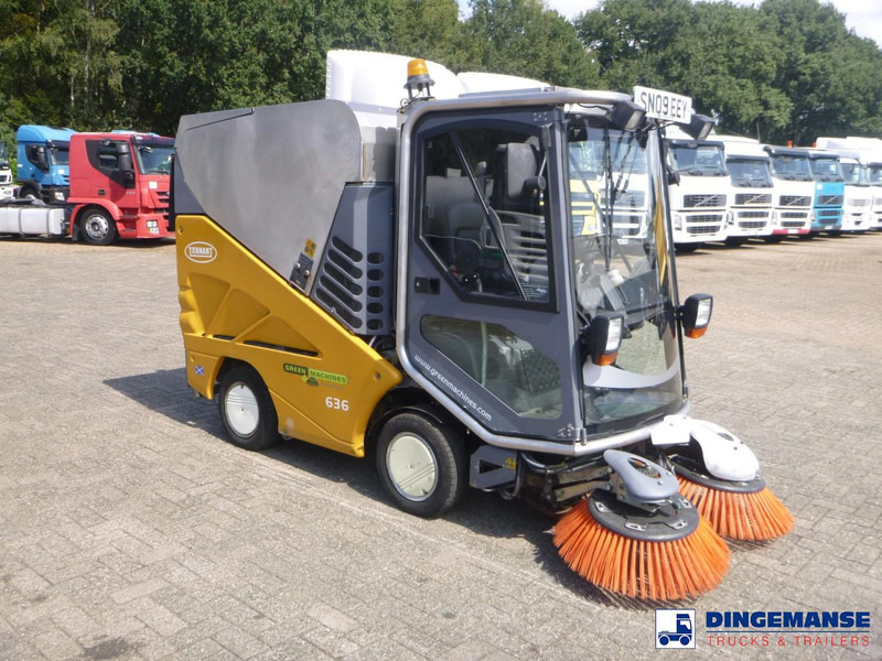 Applied sweeper Green machine 636 - Veegwagen: afbeelding 2 Applied sweeper Green machine 636 - Veegwagen: afbeelding 2