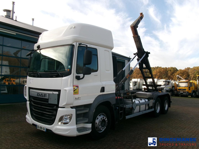DAF CF 460 6x2 Euro 6 Hyva container hook 20 t - Haakarmsysteem vrachtwagen: afbeelding 1 DAF CF 460 6x2 Euro 6 Hyva container hook 20 t - Haakarmsysteem vrachtwagen: afbeelding 1