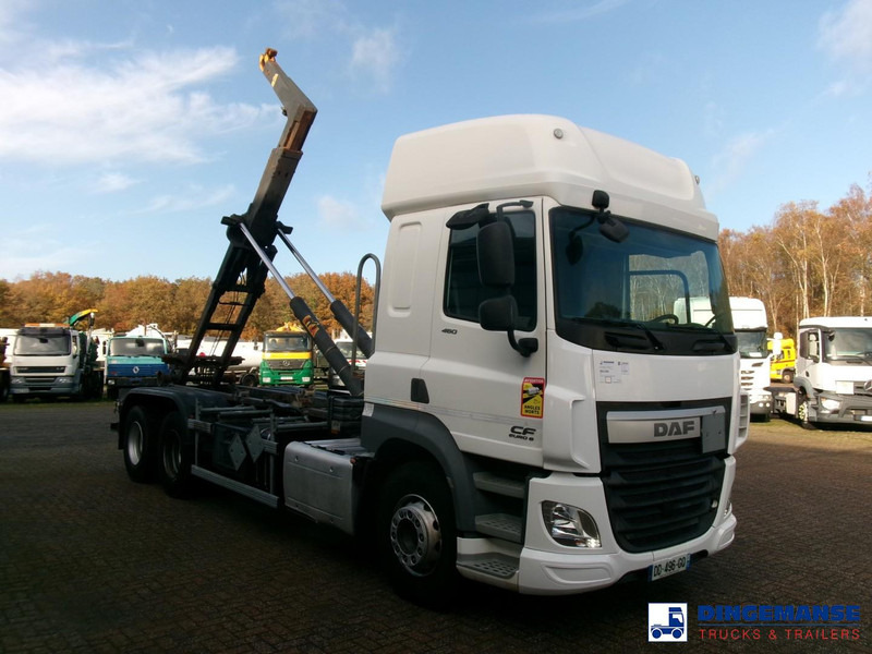 DAF CF 460 6x2 Euro 6 Hyva container hook 20 t - Haakarmsysteem vrachtwagen: afbeelding 2 DAF CF 460 6x2 Euro 6 Hyva container hook 20 t - Haakarmsysteem vrachtwagen: afbeelding 2