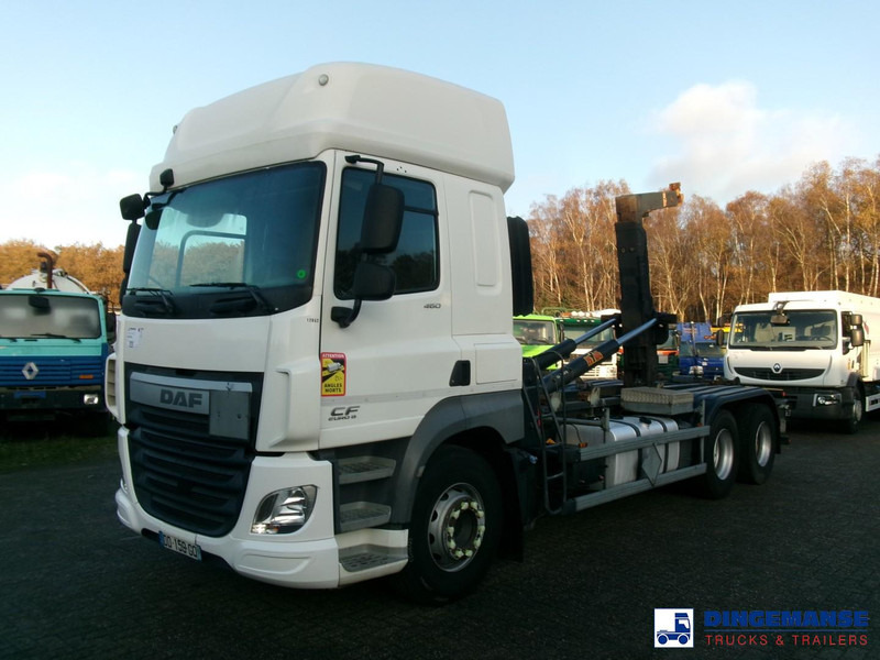 DAF CF 460 6x2 Euro 6 Hyva container hook 20 t - Haakarmsysteem vrachtwagen: afbeelding 1 DAF CF 460 6x2 Euro 6 Hyva container hook 20 t - Haakarmsysteem vrachtwagen: afbeelding 1
