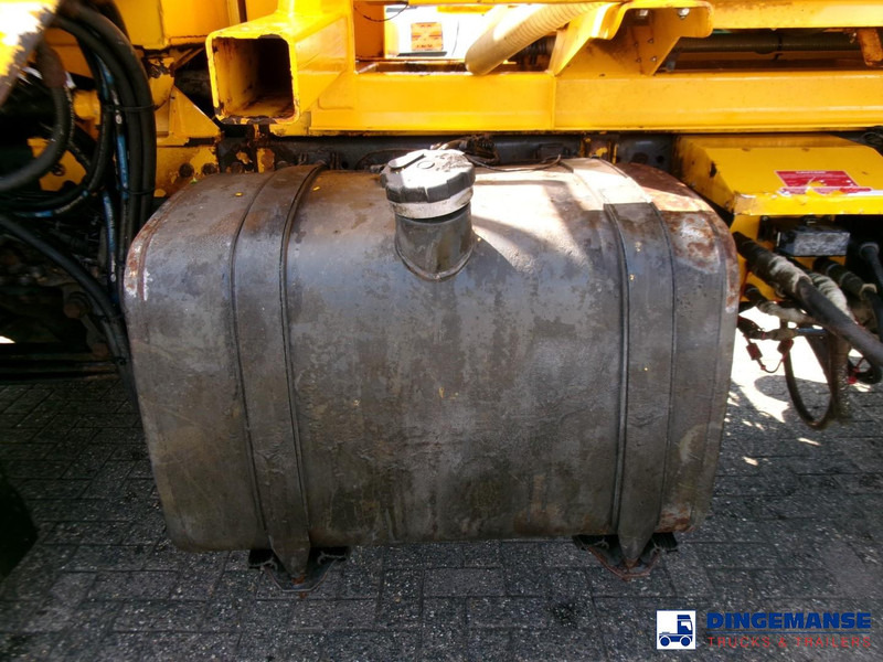 DAF CF 75.360 6X4 RHD gritter / salt spreader - Sneeuwruimer: afbeelding 5 DAF CF 75.360 6X4 RHD gritter / salt spreader - Sneeuwruimer: afbeelding 5