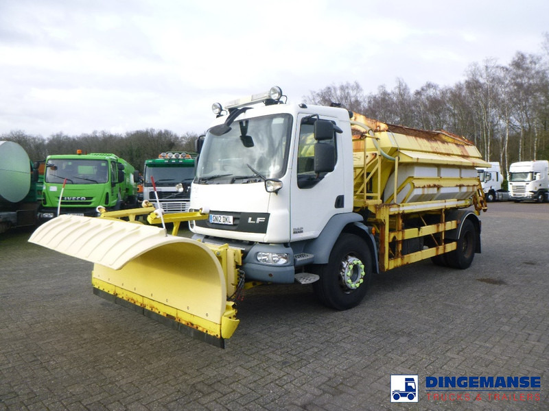 DAF LF 55.220 4X2 RHD salt spreader / gritter - Sneeuwruimer: afbeelding 1 DAF LF 55.220 4X2 RHD salt spreader / gritter - Sneeuwruimer: afbeelding 1