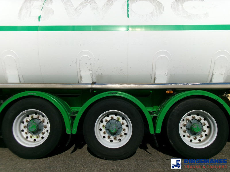 Feldbinder Fuel tank alu 42 m3 / / 6 comp + pump - Tankoplegger: afbeelding 5 Feldbinder Fuel tank alu 42 m3 / / 6 comp + pump - Tankoplegger: afbeelding 5