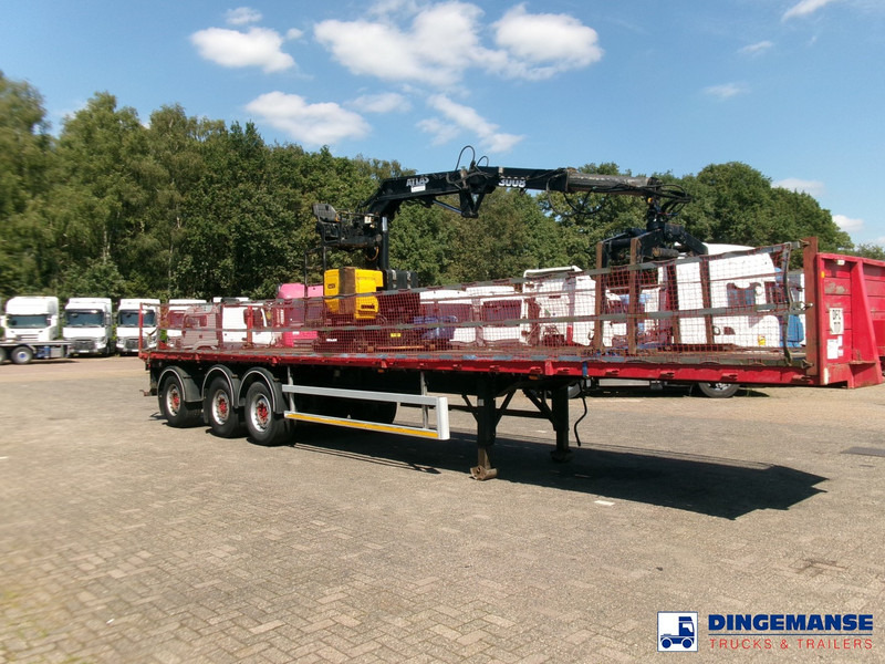 Fruehauf 3-axle platform trailer + Atlas 3008 crane - Open bak met boorden oplegger: afbeelding 2 Fruehauf 3-axle platform trailer + Atlas 3008 crane - Open bak met boorden oplegger: afbeelding 2