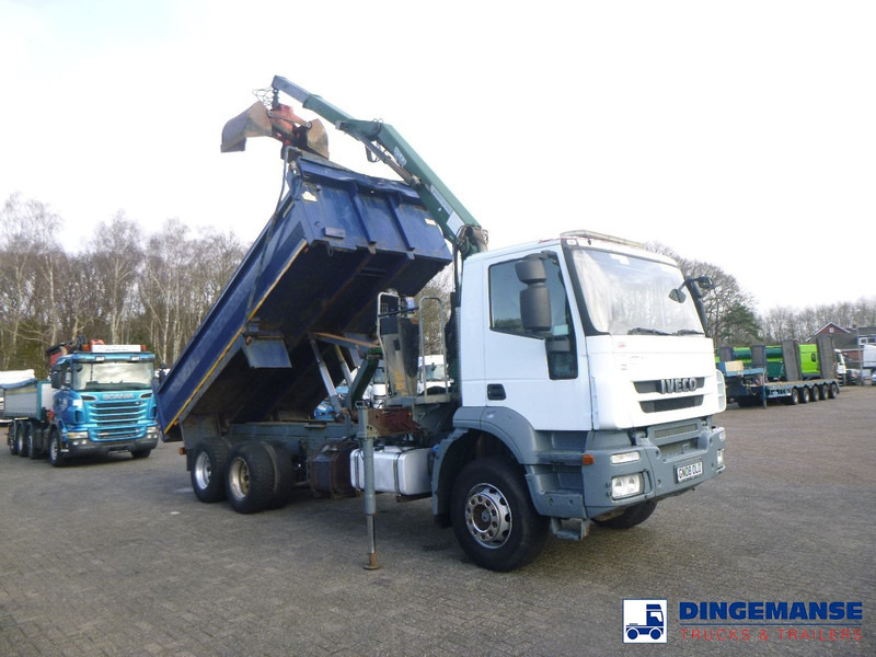 Iveco AD260T33 6X4 RHD tipper + HMF crane - Kraanwagen: afbeelding 2 Iveco AD260T33 6X4 RHD tipper + HMF crane - Kraanwagen: afbeelding 2