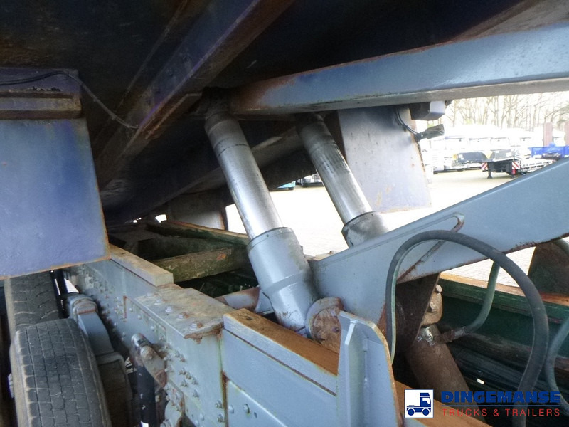 Leasing Iveco AD260T33 6X4 RHD tipper + HMF crane Iveco AD260T33 6X4 RHD tipper + HMF crane: afbeelding 12