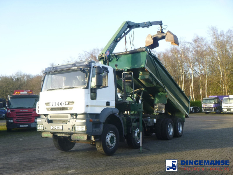 Iveco AD340T36 8x4 RHD tipper + HMF 1244 Z1 - Kraanwagen: afbeelding 1 Iveco AD340T36 8x4 RHD tipper + HMF 1244 Z1 - Kraanwagen: afbeelding 1