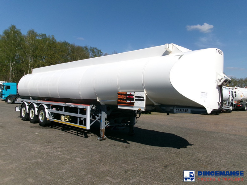 Lakeland Fuel tank alu 42.8 m3 / 6 comp + pump - Tankoplegger: afbeelding 2 Lakeland Fuel tank alu 42.8 m3 / 6 comp + pump - Tankoplegger: afbeelding 2
