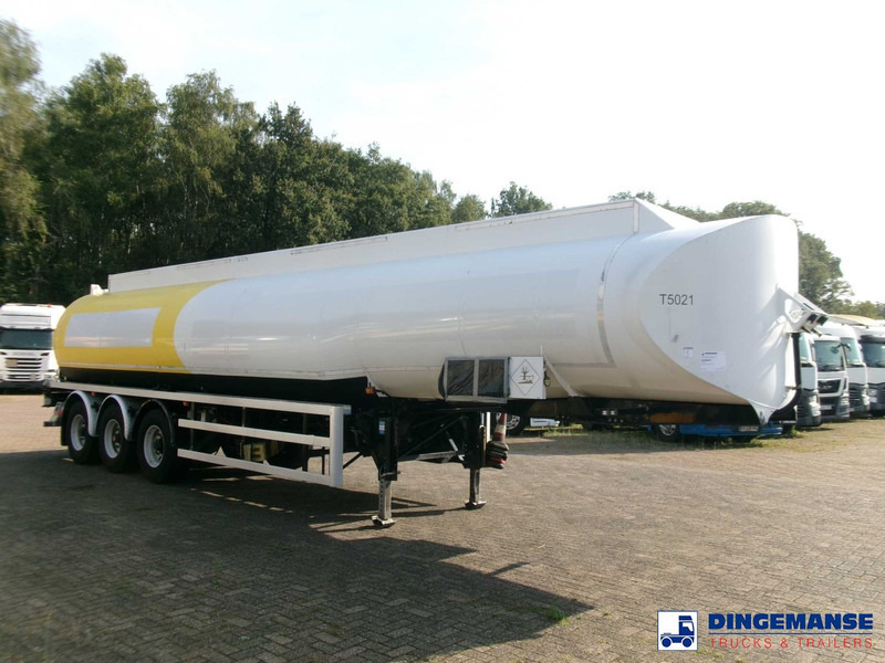 Lakeland Fuel tank alu 43 m3 / 6 comp - Tankoplegger: afbeelding 2 Lakeland Fuel tank alu 43 m3 / 6 comp - Tankoplegger: afbeelding 2