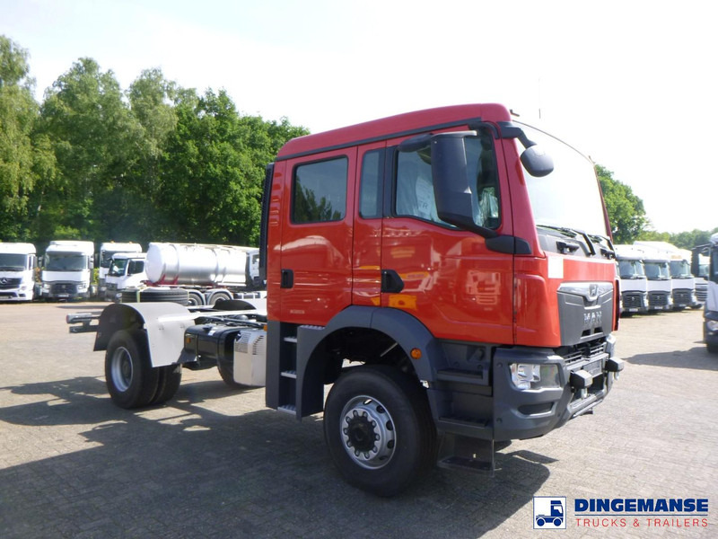 MAN TGM 18.320 4x4 BB chassis / new/unused - Chassis vrachtwagen: afbeelding 2 MAN TGM 18.320 4x4 BB chassis / new/unused - Chassis vrachtwagen: afbeelding 2