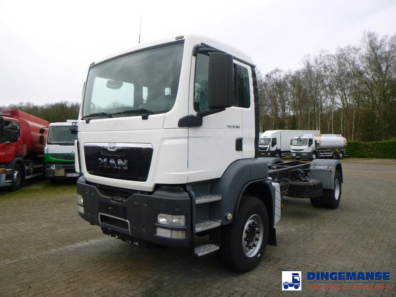 MAN TGS 19.360 4X2 BBS manual Euro 2 chassis + PTO - Chassis vrachtwagen: afbeelding 1 MAN TGS 19.360 4X2 BBS manual Euro 2 chassis + PTO - Chassis vrachtwagen: afbeelding 1