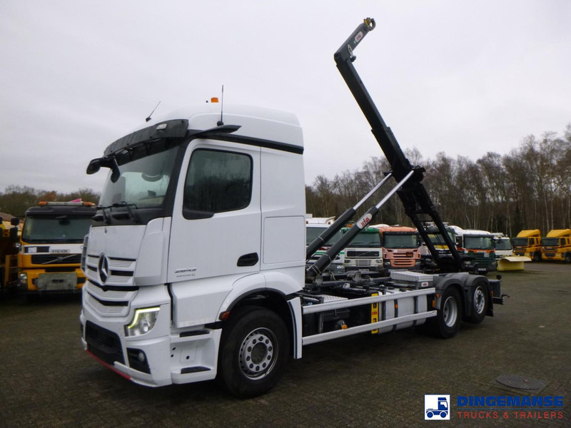 Mercedes-Benz Actros 2843 6x2 Hyva container hook 20t - Haakarmsysteem vrachtwagen: afbeelding 1 Mercedes-Benz Actros 2843 6x2 Hyva container hook 20t - Haakarmsysteem vrachtwagen: afbeelding 1