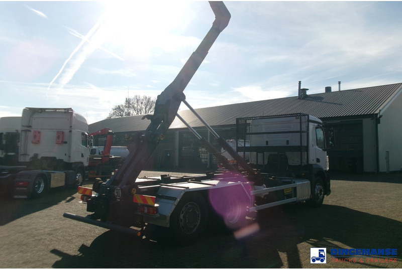 Mercedes-Benz Antos 2543 6x2 Euro 6 Marrel container hook 18t - Haakarmsysteem vrachtwagen: afbeelding 4 Mercedes-Benz Antos 2543 6x2 Euro 6 Marrel container hook 18t - Haakarmsysteem vrachtwagen: afbeelding 4