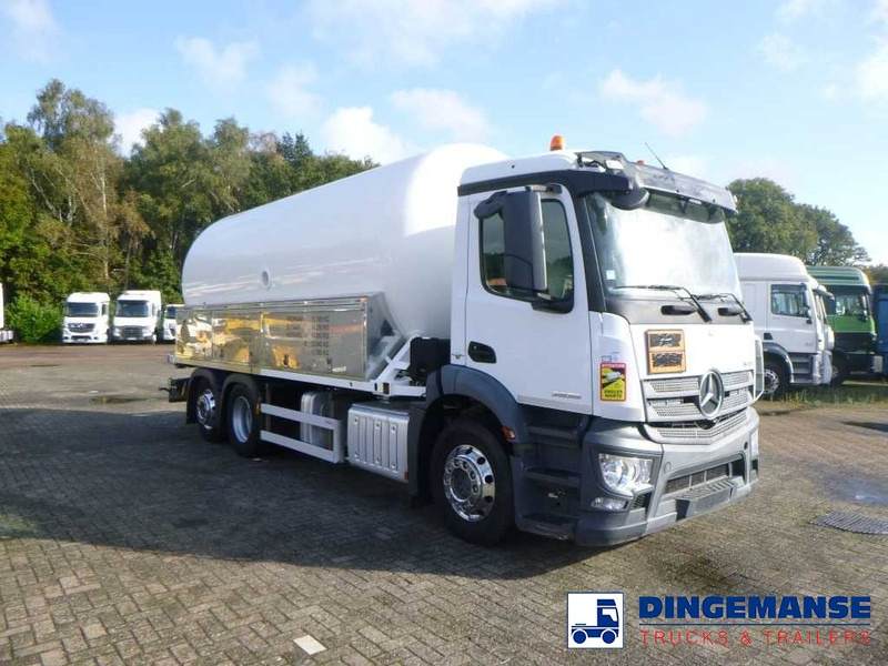 Mercedes-Benz Antos 2635 6x2 gas tank 28 m3 - Tankwagen: afbeelding 2 Mercedes-Benz Antos 2635 6x2 gas tank 28 m3 - Tankwagen: afbeelding 2