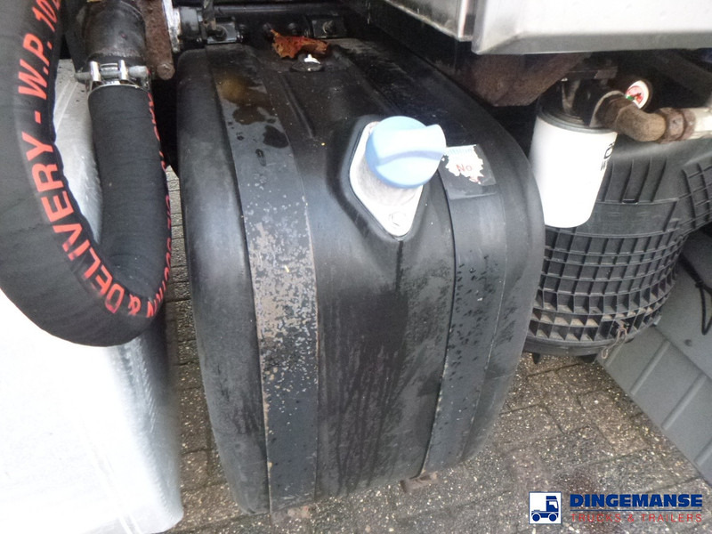 Leasing Mercedes-Benz Axor 1824 4x2 vacuum tank 8.1 m3 Mercedes-Benz Axor 1824 4x2 vacuum tank 8.1 m3: afbeelding 9 Leasing Mercedes-Benz Axor 1824 4x2 vacuum tank 8.1 m3 Mercedes-Benz Axor 1824 4x2 vacuum tank 8.1 m3: afbeelding 9