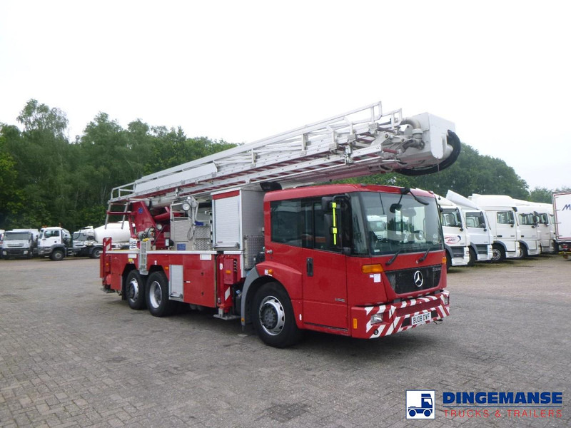 Mercedes-Benz Econic 6x2 RHD Magirus ALP325 fire truck - Brandweerwagen: afbeelding 2 Mercedes-Benz Econic 6x2 RHD Magirus ALP325 fire truck - Brandweerwagen: afbeelding 2