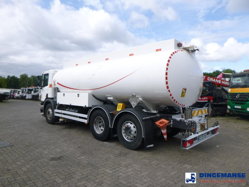 Scania P 320 DB 6X2 fuel tank 18.8 m3 / 5 comp - Tankwagen: afbeelding 3 Scania P 320 DB 6X2 fuel tank 18.8 m3 / 5 comp - Tankwagen: afbeelding 3