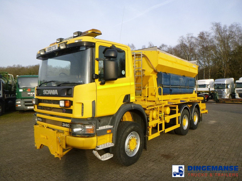 Scania P114-340 CB 6X6 RHD gritter / snow plough - Sneeuwruimer: afbeelding 1 Scania P114-340 CB 6X6 RHD gritter / snow plough - Sneeuwruimer: afbeelding 1