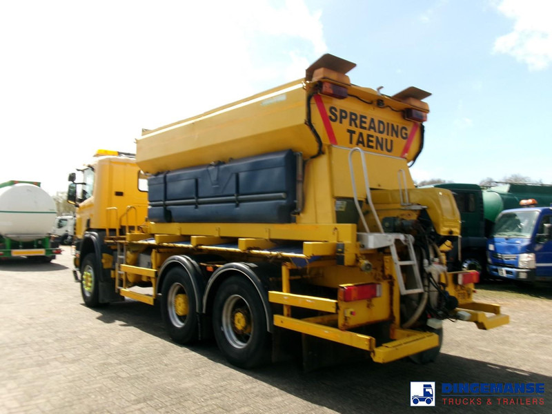 Scania P114-340 CB 6X6 RHD gritter / snow plough - Sneeuwruimer: afbeelding 4 Scania P114-340 CB 6X6 RHD gritter / snow plough - Sneeuwruimer: afbeelding 4