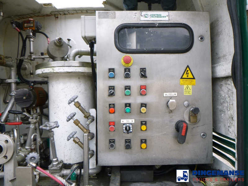 Interieur foto 2: Tankwagen Scania P320 6X2 RHD Argon gas tank 16 m3