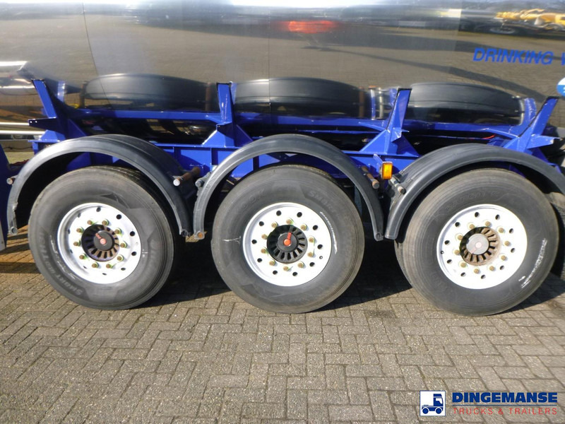 TCL Food tank inox 30 m3 / 1 comp + pump - Tankoplegger: afbeelding 5 TCL Food tank inox 30 m3 / 1 comp + pump - Tankoplegger: afbeelding 5