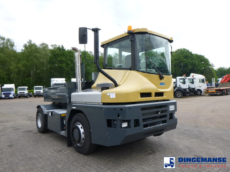 MOL RM 255 4X4 terminal drawbar tractor 150 ton - Trekker: afbeelding 2 MOL RM 255 4X4 terminal drawbar tractor 150 ton - Trekker: afbeelding 2