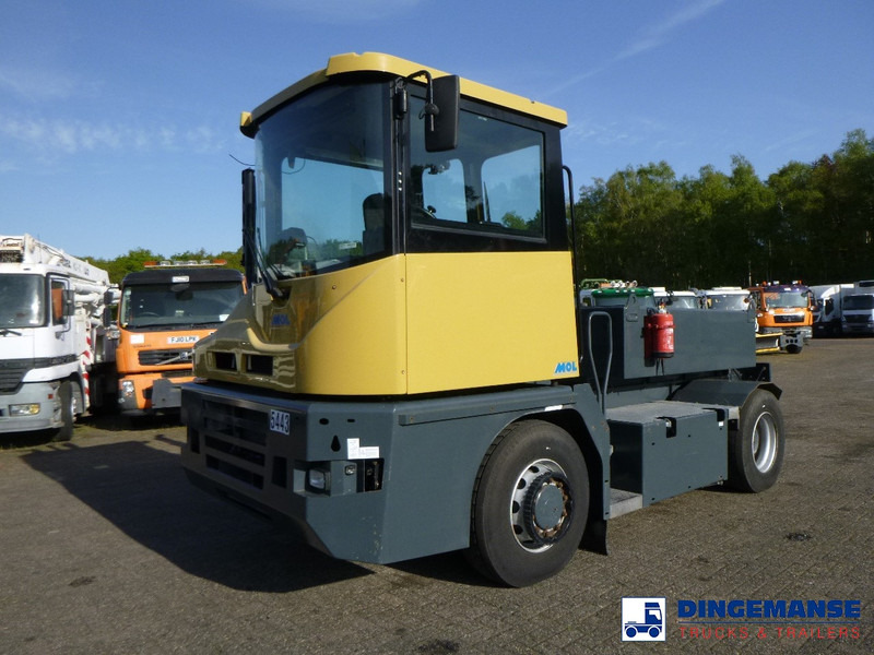 MOL RM 255 4X4 terminal drawbar tractor 150 ton - Trekker: afbeelding 1 MOL RM 255 4X4 terminal drawbar tractor 150 ton - Trekker: afbeelding 1