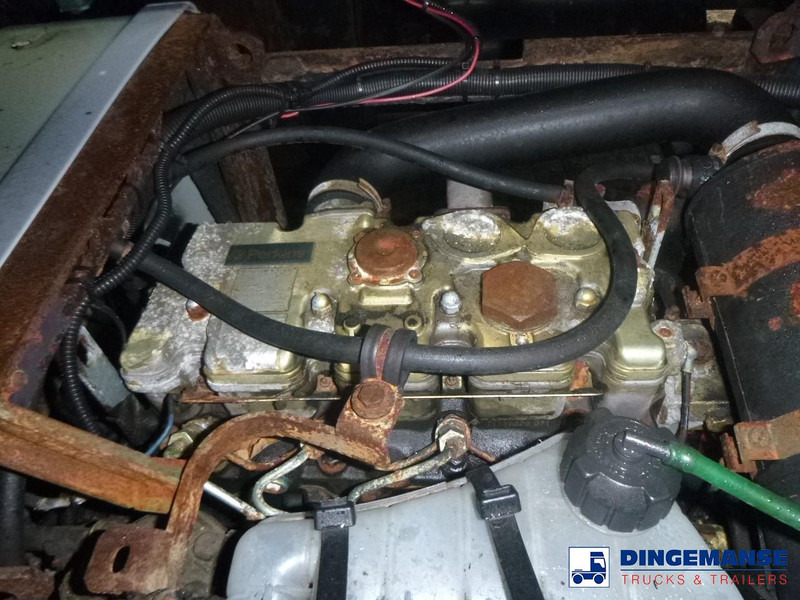 Tankoplegger VALLELY Vacuum tank alu 30 m3 / 1 comp + Engine: afbeelding 17