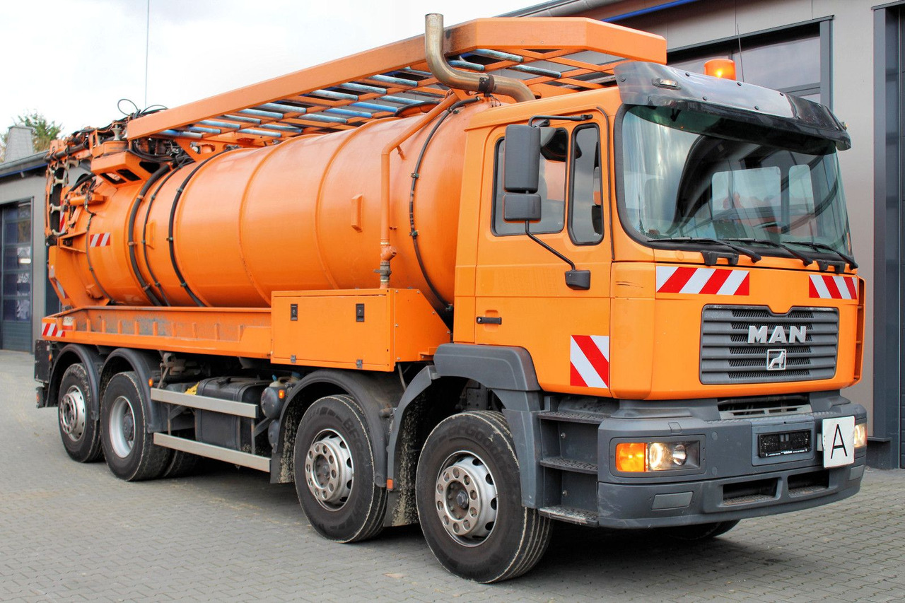 MAN FE 32.410 A 8x2 Assmann 17m³ Saug u.Druck INOX - Vacuümwagen: afbeelding 2 MAN FE 32.410 A 8x2 Assmann 17m³ Saug u.Druck INOX - Vacuümwagen: afbeelding 2