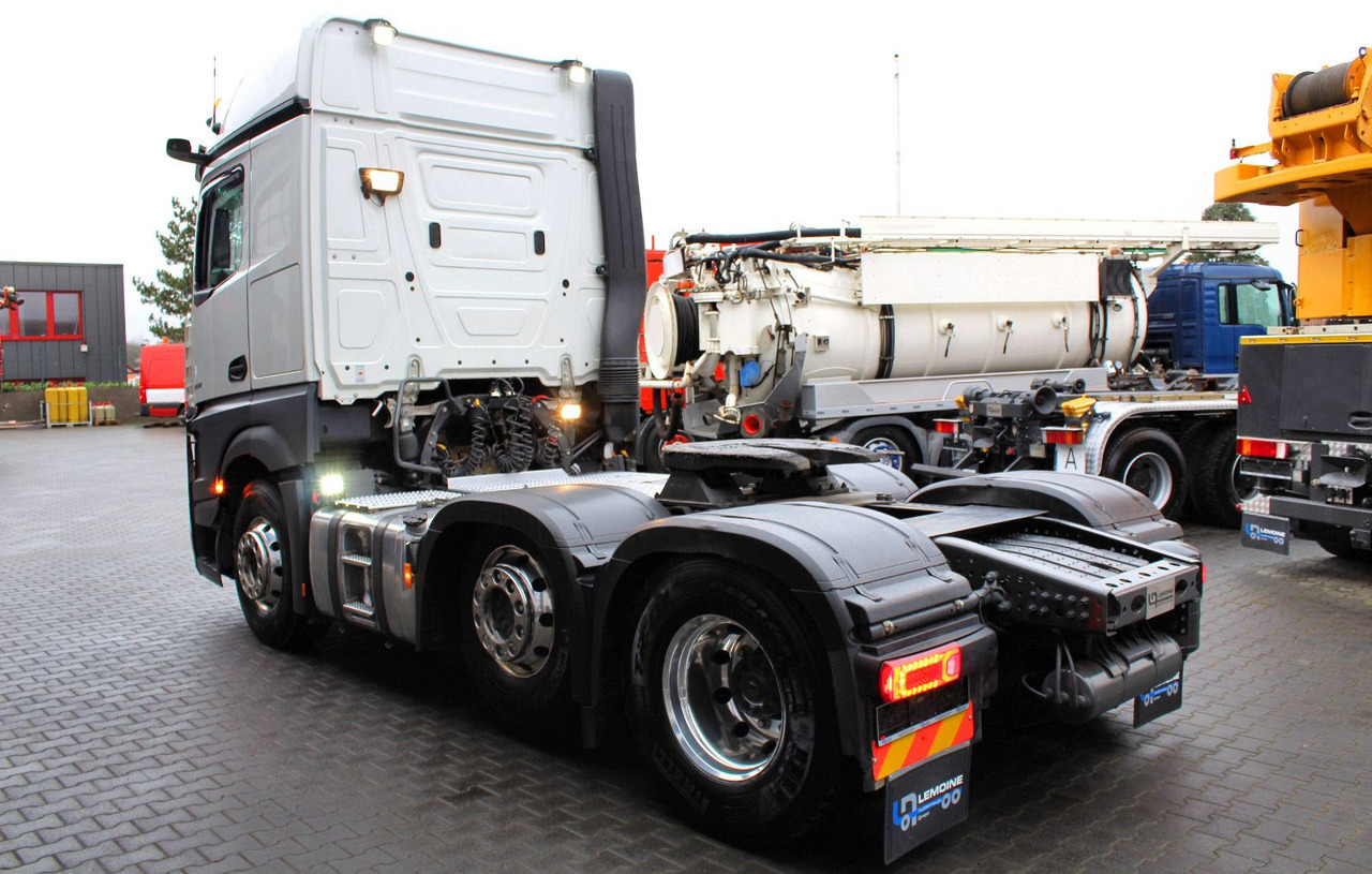 Mercedes-Benz Actros 2551 6x2 BigSpace 68 to Schwerlast + LIFT - Trekker: afbeelding 3 Mercedes-Benz Actros 2551 6x2 BigSpace 68 to Schwerlast + LIFT - Trekker: afbeelding 3