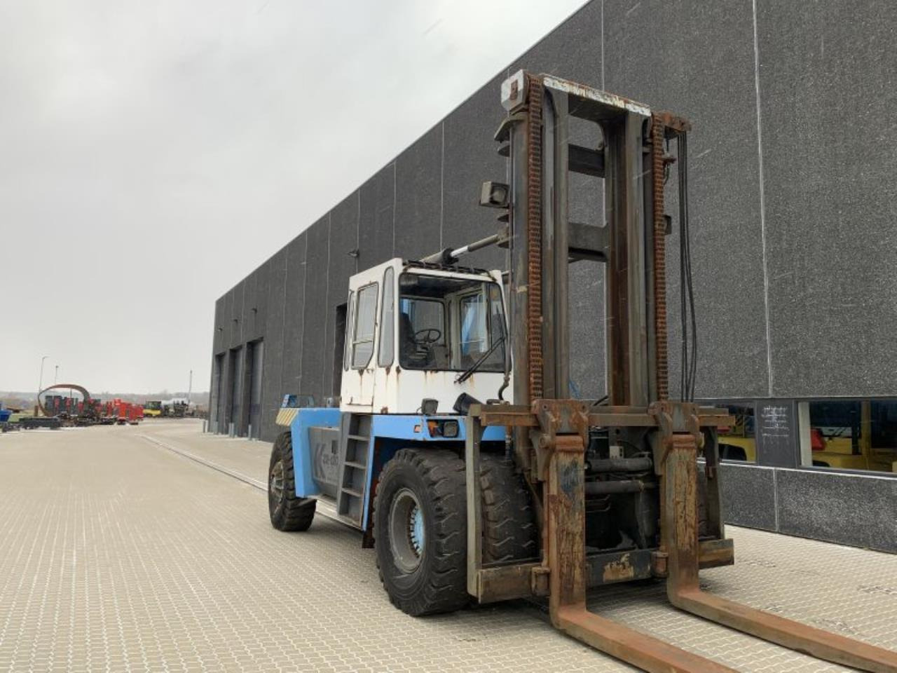 Kalmar DCB32-1200 - Diesel heftruck: afbeelding 2 Kalmar DCB32-1200 - Diesel heftruck: afbeelding 2