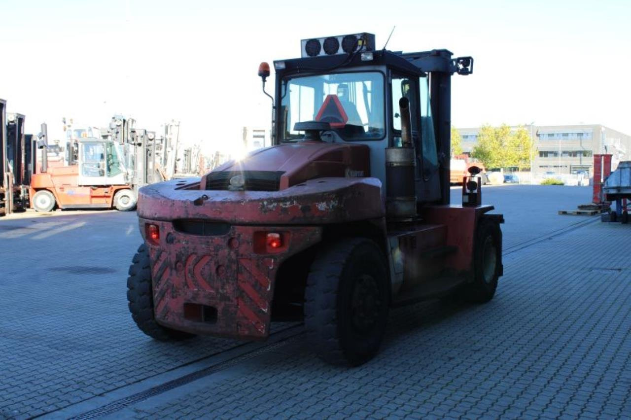 Kalmar DCE140-6 - Diesel heftruck: afbeelding 3 Kalmar DCE140-6 - Diesel heftruck: afbeelding 3