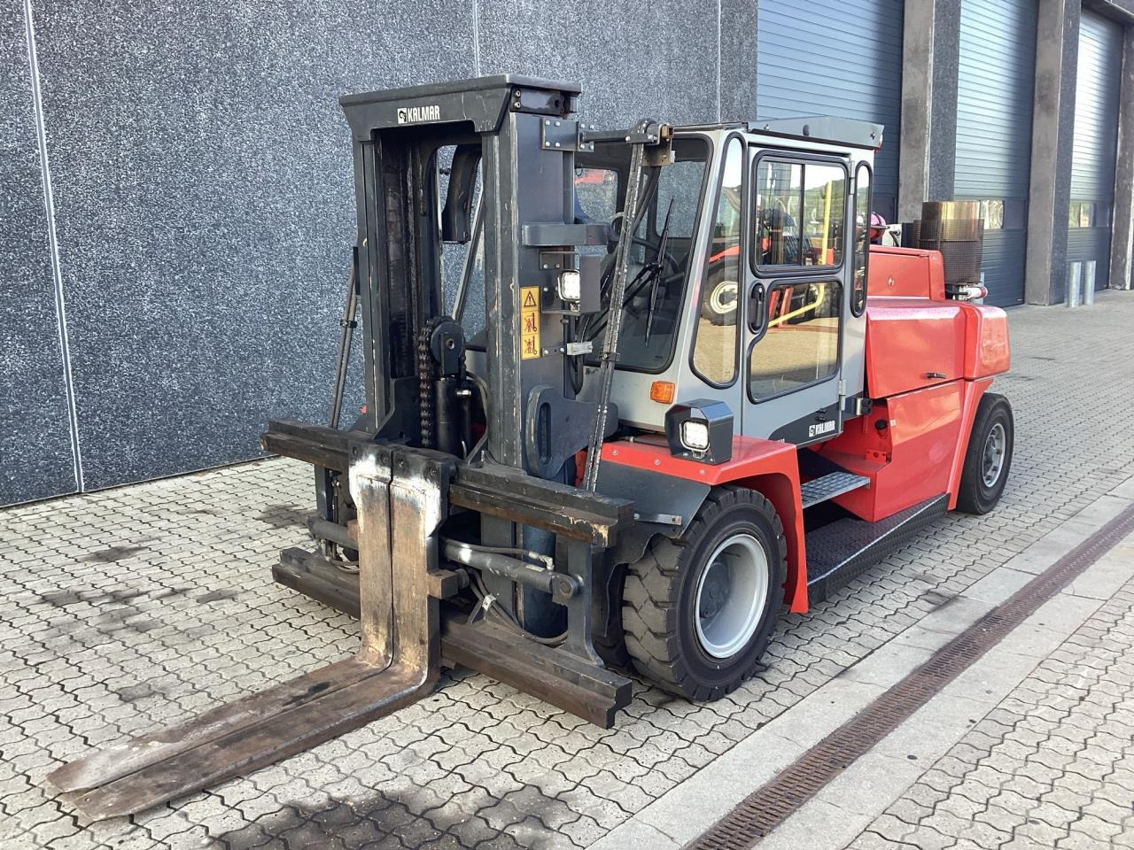Kalmar DCE80-6LB - Diesel heftruck: afbeelding 1 Kalmar DCE80-6LB - Diesel heftruck: afbeelding 1