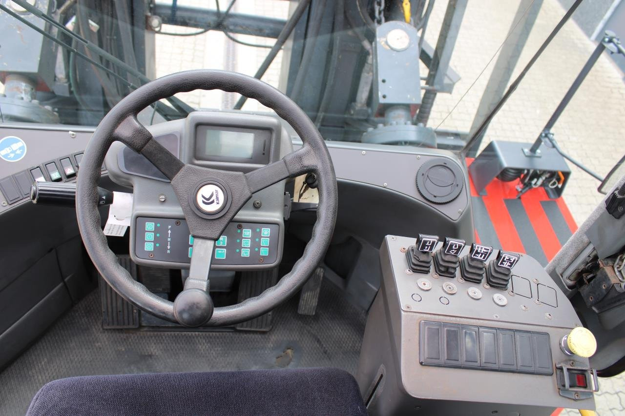 Kalmar DCF330-12LB - Diesel heftruck: afbeelding 4 Kalmar DCF330-12LB - Diesel heftruck: afbeelding 4