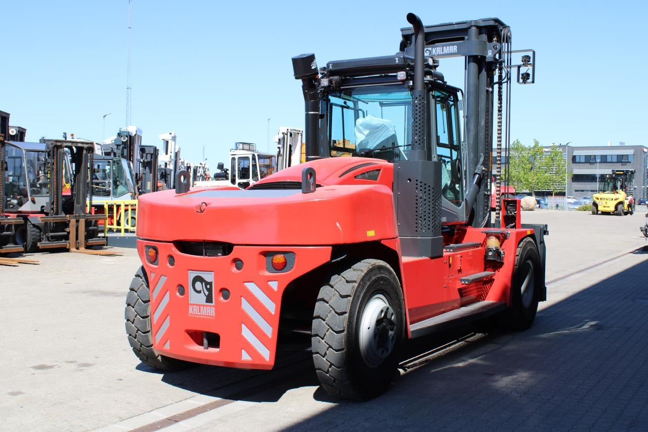 Kalmar DCG160-12 - Diesel heftruck: afbeelding 3 Kalmar DCG160-12 - Diesel heftruck: afbeelding 3
