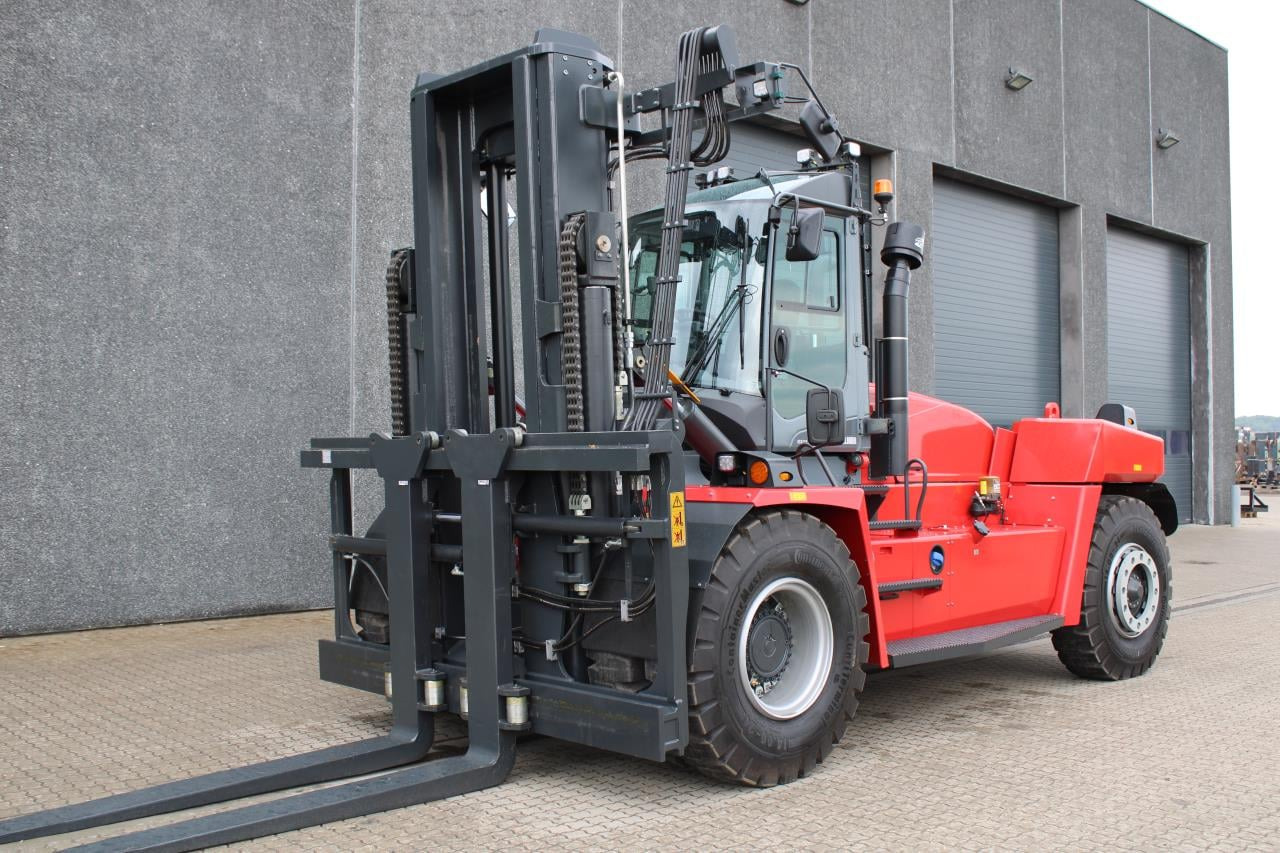 Kalmar DCG250-12 - Diesel heftruck: afbeelding 2 Kalmar DCG250-12 - Diesel heftruck: afbeelding 2