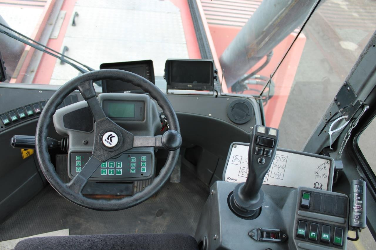 Kalmar DRF450-75S6XS - Reach stacker: afbeelding 4 Kalmar DRF450-75S6XS - Reach stacker: afbeelding 4
