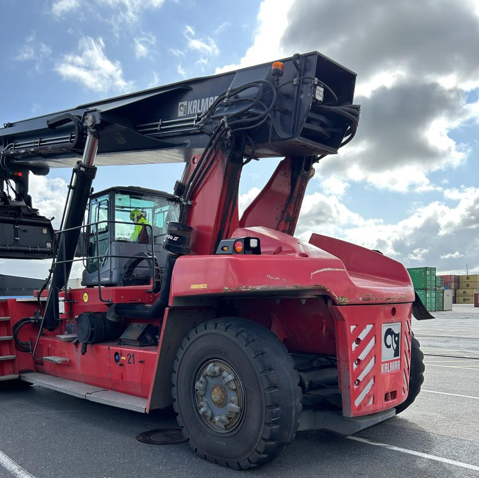 Kalmar DRG450-65S5 - Reach stacker: afbeelding 3 Kalmar DRG450-65S5 - Reach stacker: afbeelding 3