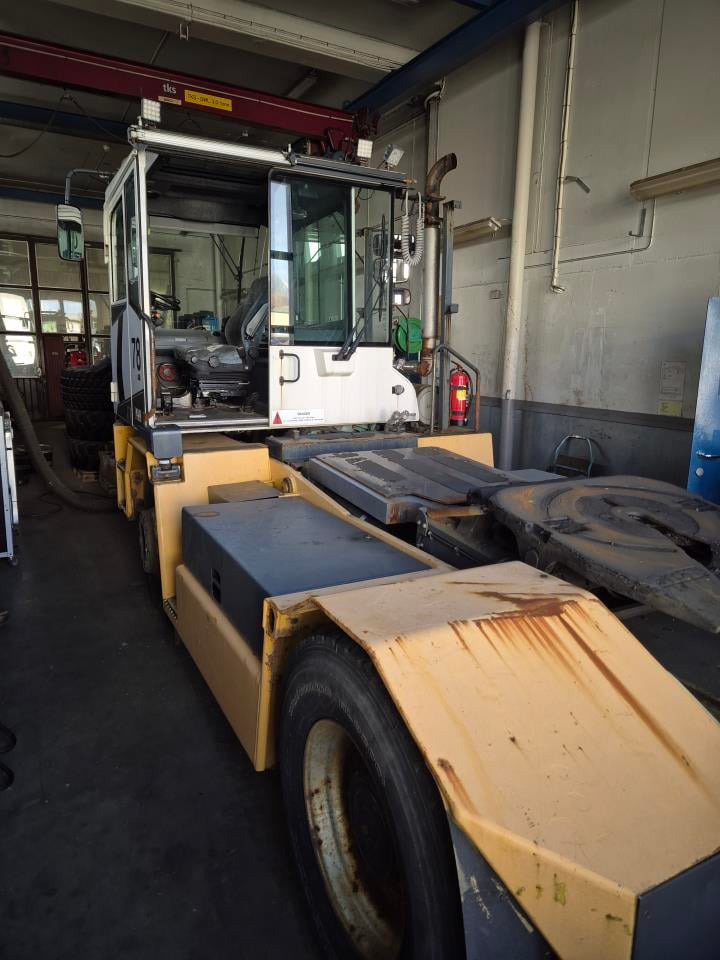 Kalmar TR618I - Terminal trekker: afbeelding 2 Kalmar TR618I - Terminal trekker: afbeelding 2