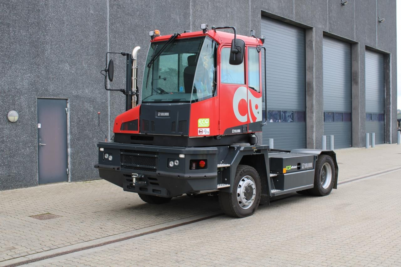 Kalmar TRL618I 4X4 - Terminal trekker: afbeelding 2 Kalmar TRL618I 4X4 - Terminal trekker: afbeelding 2