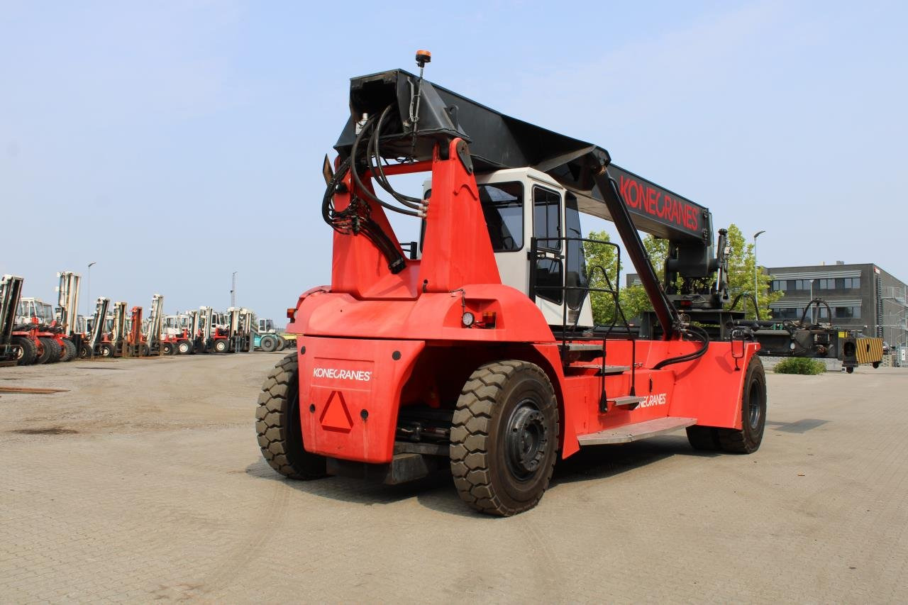 SMV 108 TB6 - Reach stacker: afbeelding 3 SMV 108 TB6 - Reach stacker: afbeelding 3